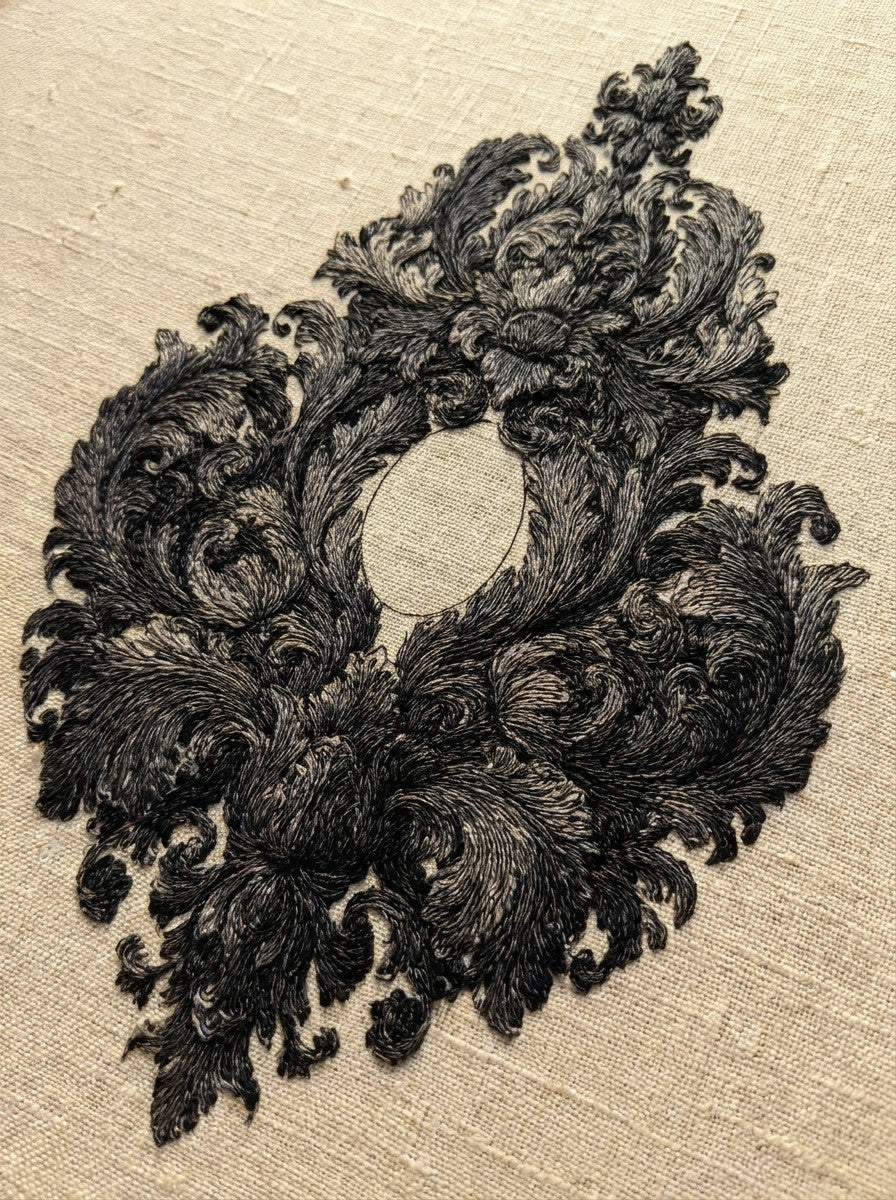 Damask Oval Ornament from Baroque Scrollwork & Luxury Ornament Book 4, a digital embroidery design reference for machine embroidery designs, embroidery patterns and embroidery design reference.