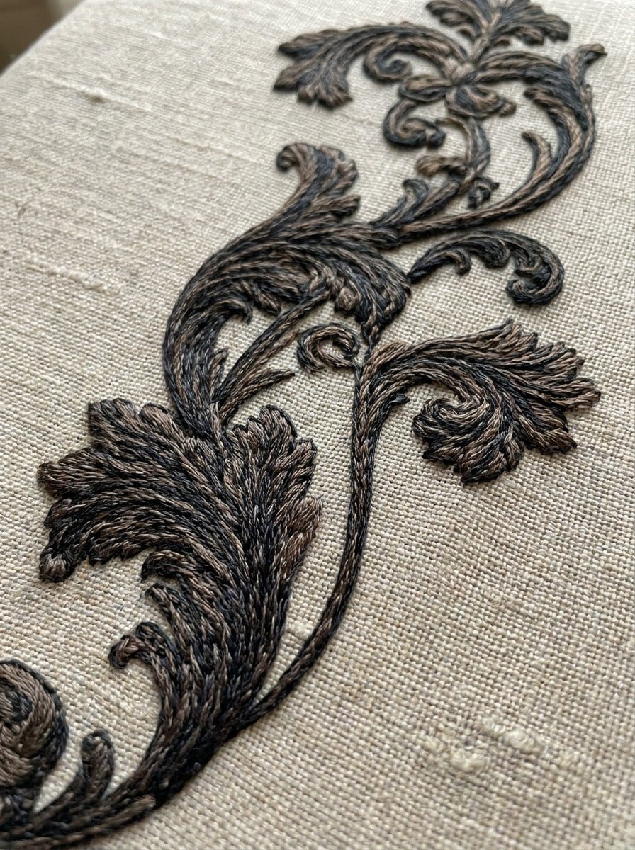 Large Decorative Curtain Panel 02 from Baroque Scrollwork & Luxury Ornament Book 4, a digital embroidery design reference for machine embroidery designs, embroidery patterns and embroidery design reference.